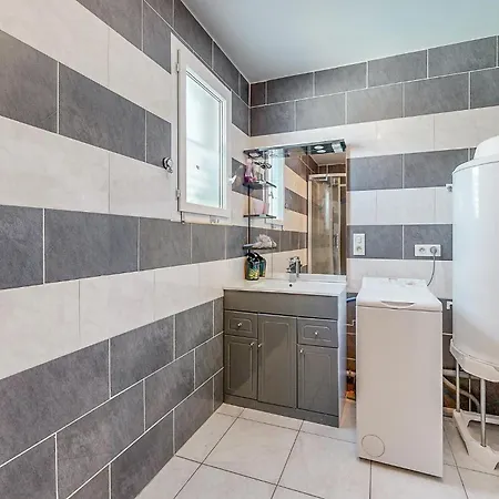 Holiday home In With Kitchenette