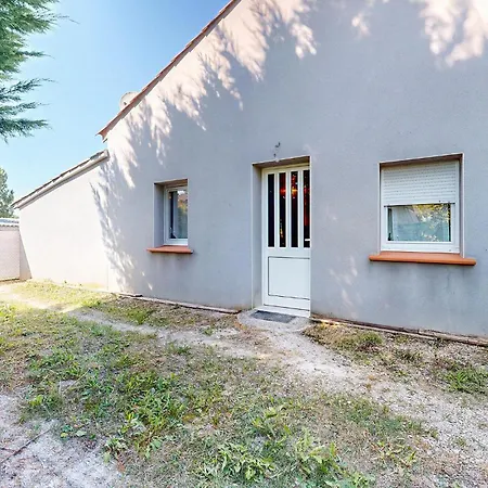 2 Bedroom Gorgeous In Сasa de vacaciones *